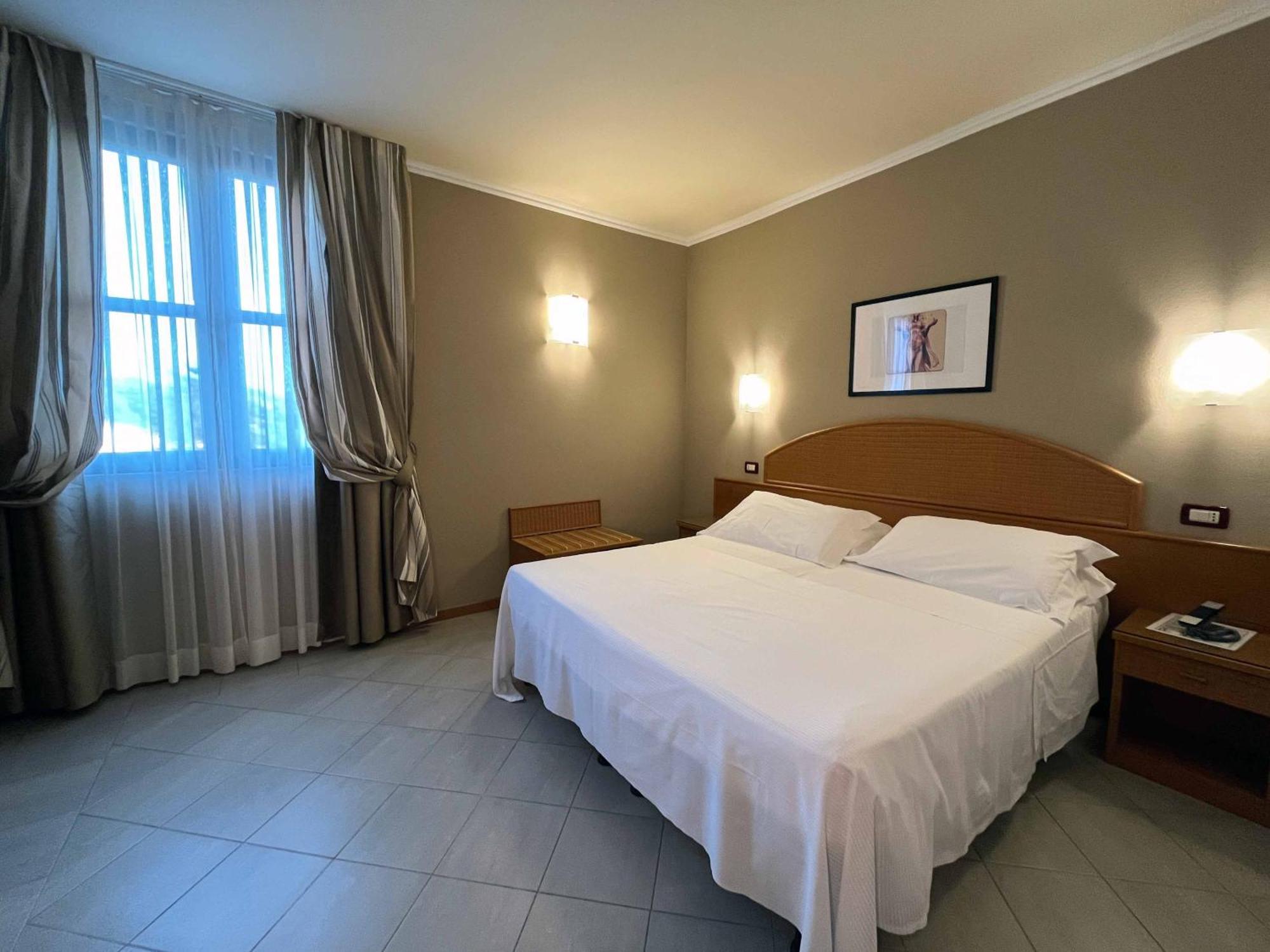 Hotel Regina 포르데데이마르미 외부 사진